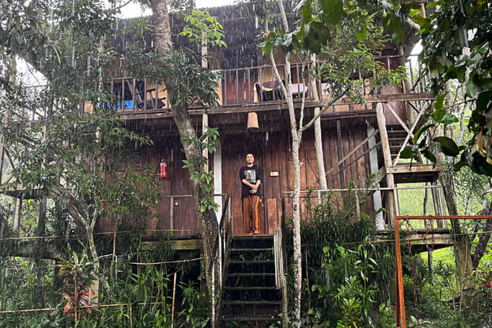শ্রীমঙ্গলের এই রিসোর্টে কোনো টিভি নেই কেন